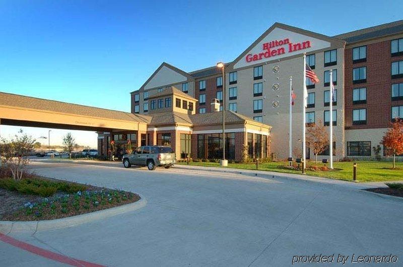 Hilton Garden Inn Сан Бернардино Екстериор снимка